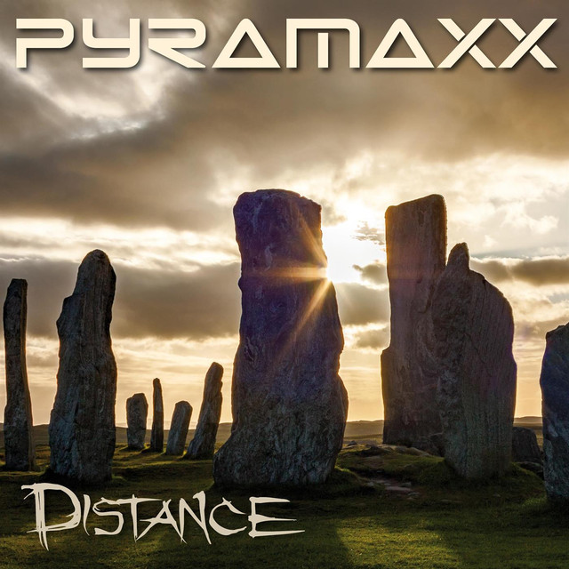 Pyramaxx